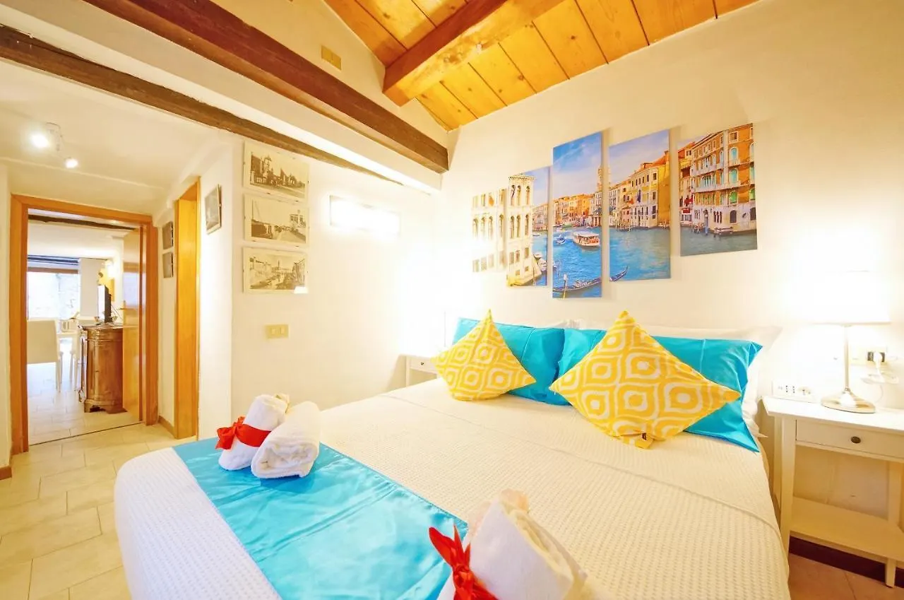 Apartment Corte Rota Terrace San Marco Venice